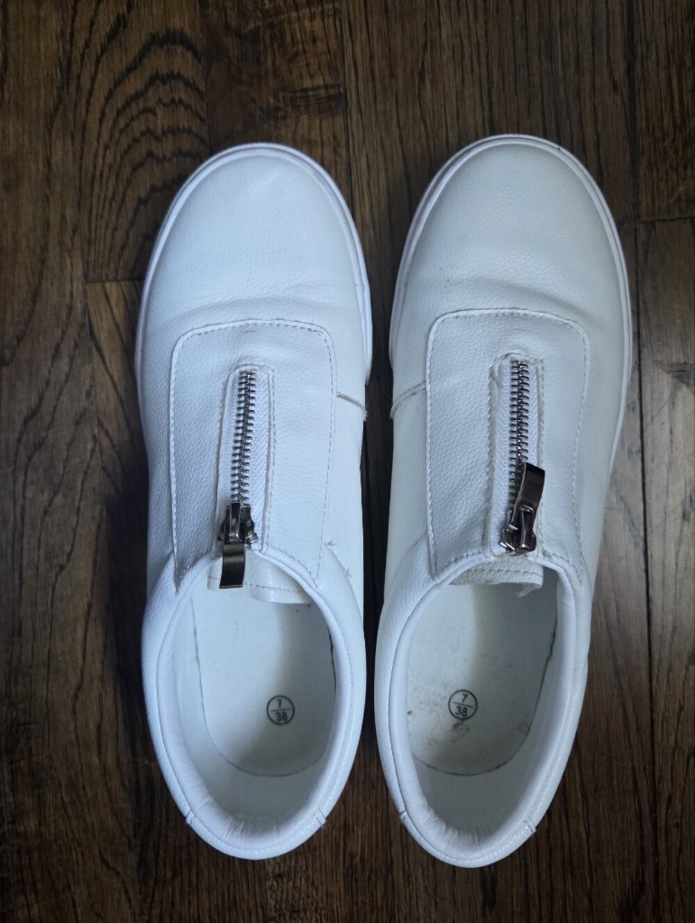 Women's White Slip on Sneakers with stylish zipper
